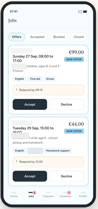 Nanny portal: job offers with accept and decline.