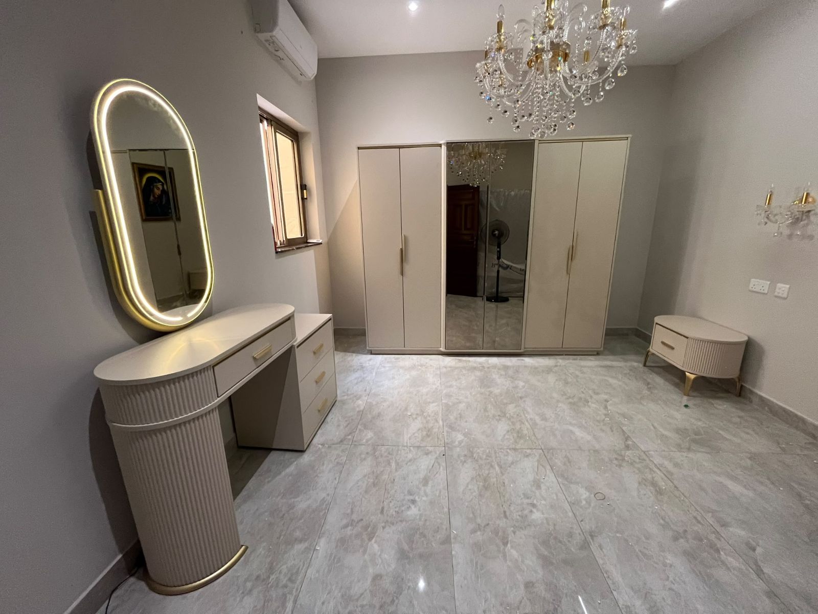 Wardrobe and dressing table — Bedrooms & Wardrobes, Malta